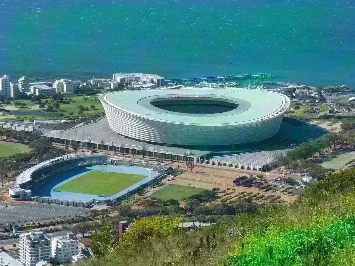 Erasmus pleased after face-to-face session with Bok hopefuls in Cape Town - South African news